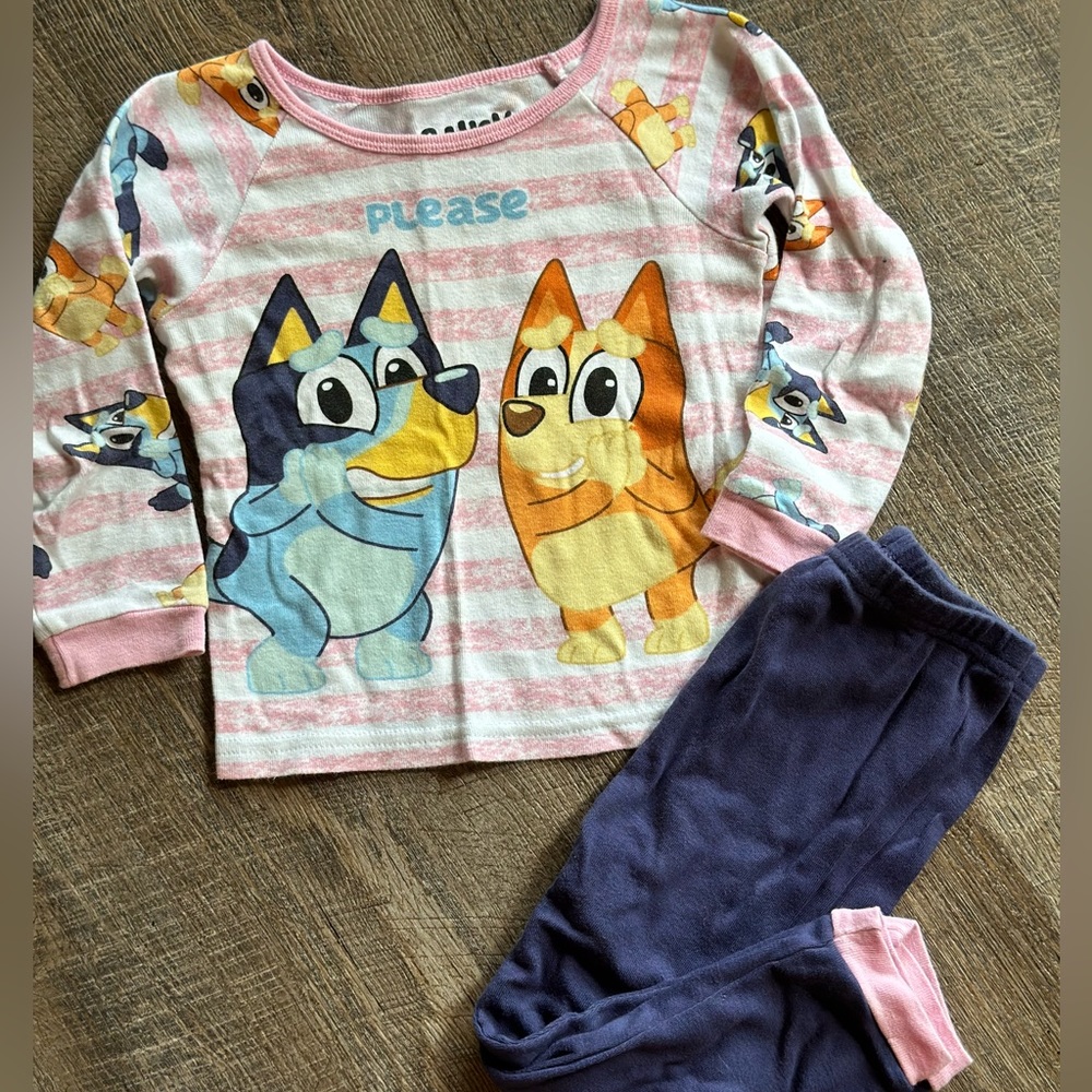 3T Bluey Pajamas- fit closer to 2T